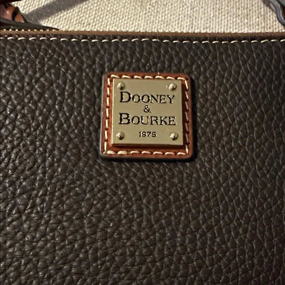 Dooney & Bourke Pebble Grain Ella Crossbody - Picture 2 of 4